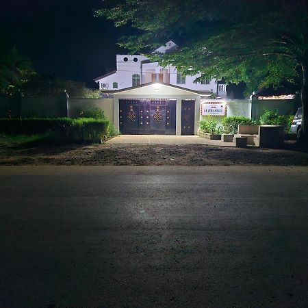 64 Zenj House Luxury Airport B&B Mbweni Ngoại thất bức ảnh