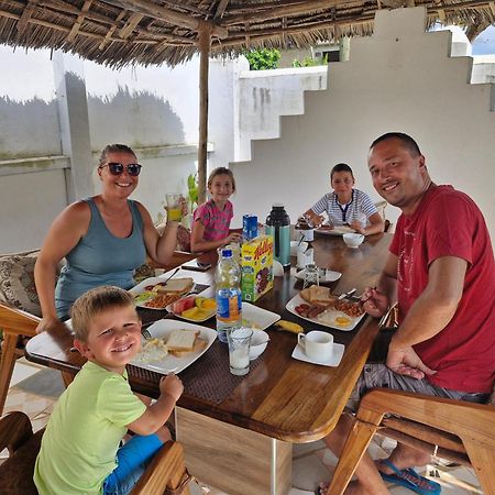 64 Zenj House Luxury Airport B&B Mbweni Ngoại thất bức ảnh