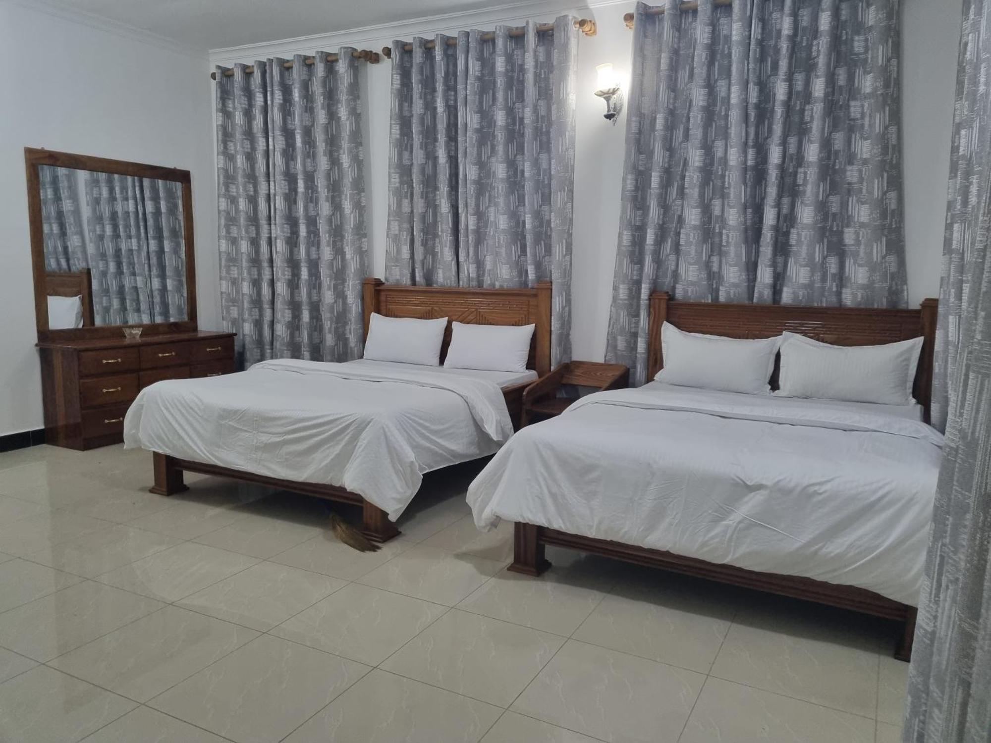 64 Zenj House Luxury Airport B&B Mbweni Ngoại thất bức ảnh